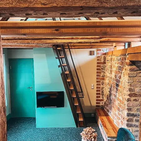 Konrad Knicker - Mini In Kyritz, Einer Charmanten Stadt Im Herzen Von Brandenburg *